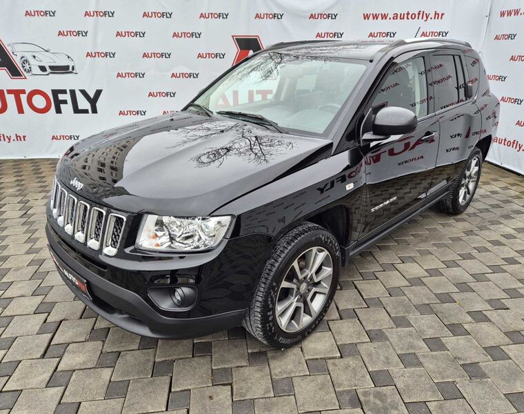 Jeep Compass 2.2 CRDI Limited 4x4, Bixenon, Koža, Navi, Tempomat, 18"