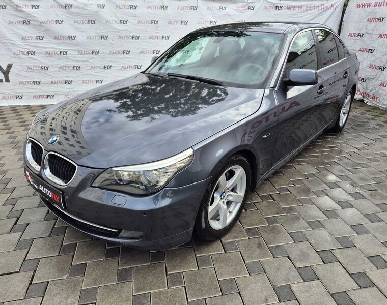 BMW serija 5 520d LCI automatik, Led, Tempomat, Navi, Koža, 17 alu